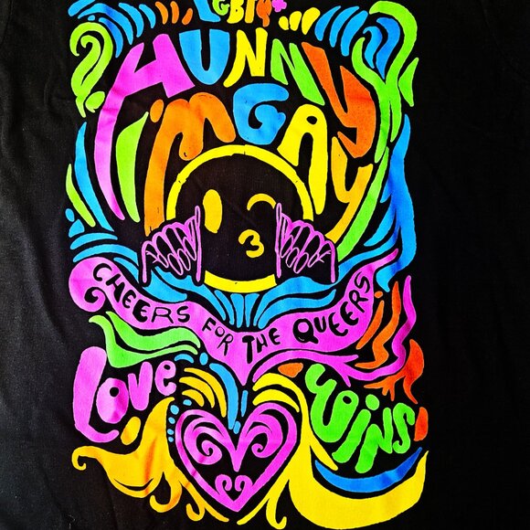 LGBTQ+ Graphic T-Shirt - Brand New with Tags! Unisex - Size Large - Picture 3 of 4